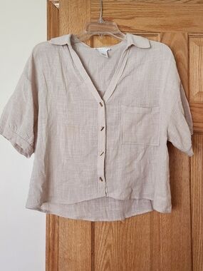 Light Beige Relaxed Button-Front Short Sleeve Shirt